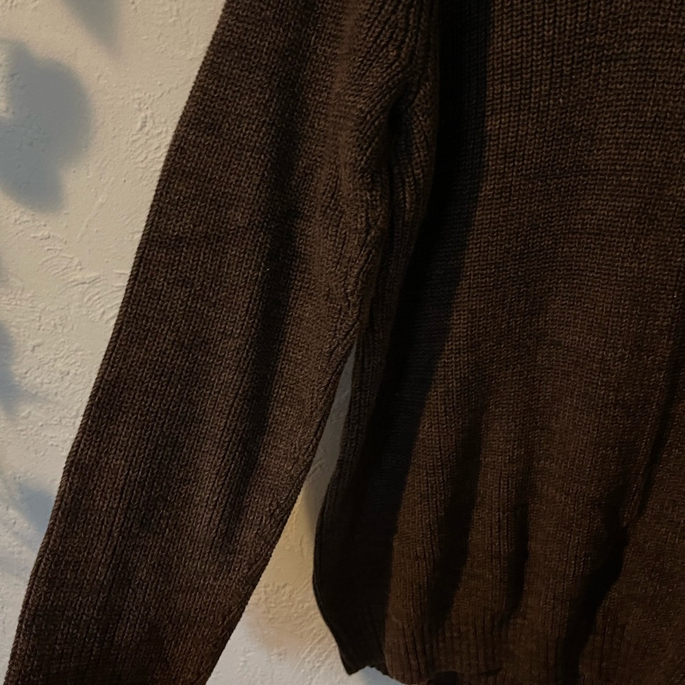 Eddie Bauer Men's Dark Brown Crewneck Sweater - Picture 2 of 7